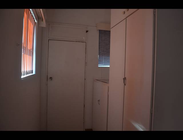 2 BEDROOM APARTMENT FOR SALE IN SCOTTBURGH CENTRAL